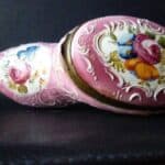 Snuffbox in the form of a shoe 3/4